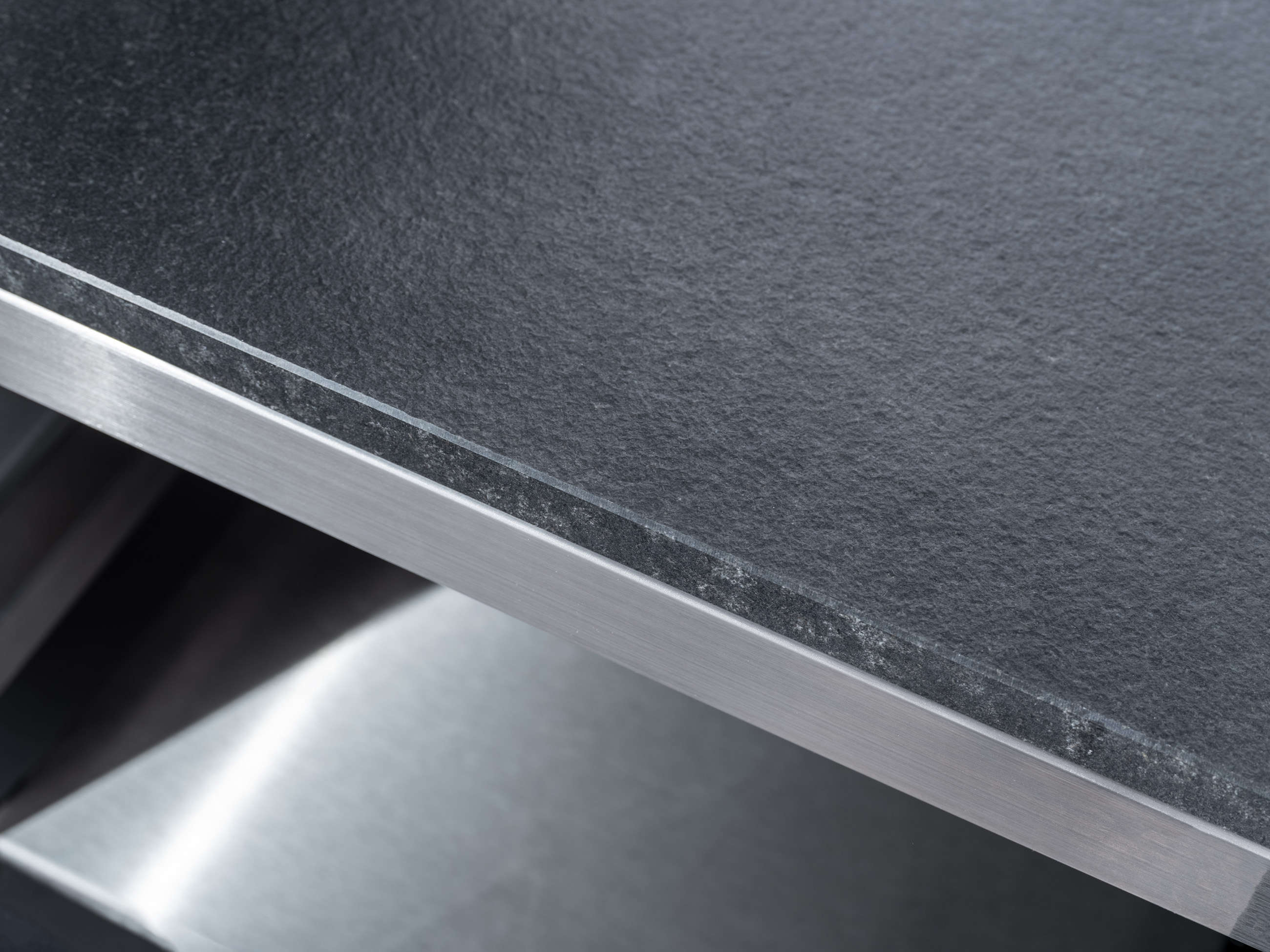BLACKLINE Gasgrillstation Broil King 520