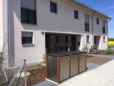 3er Mülltonnenbox Edelstahl 120 Liter - mit Bangkirai Holzpfosten