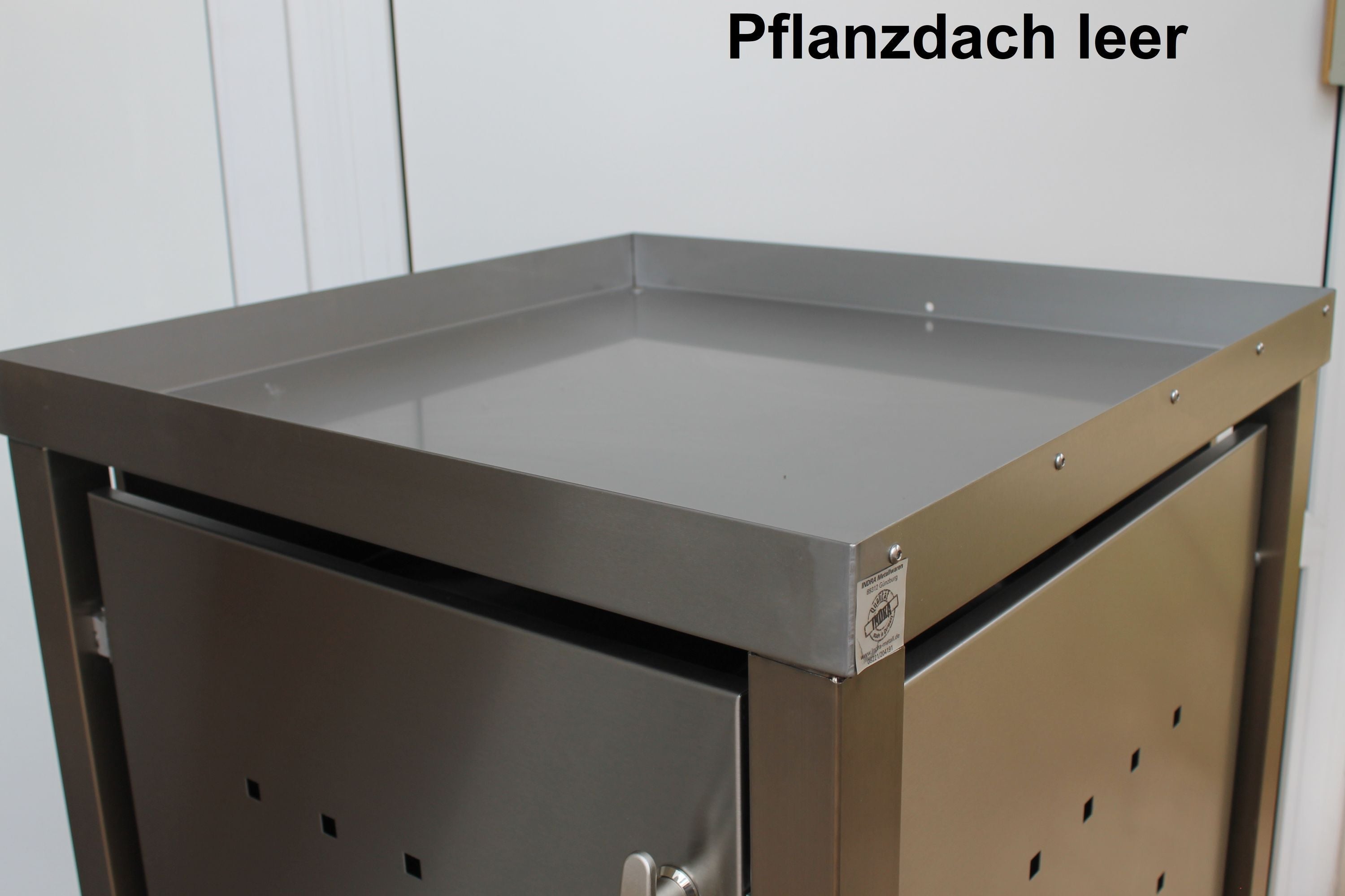 1er Mülltonnenbox Edelstahl 240 Liter - mit Bangkirai Holzpfosten