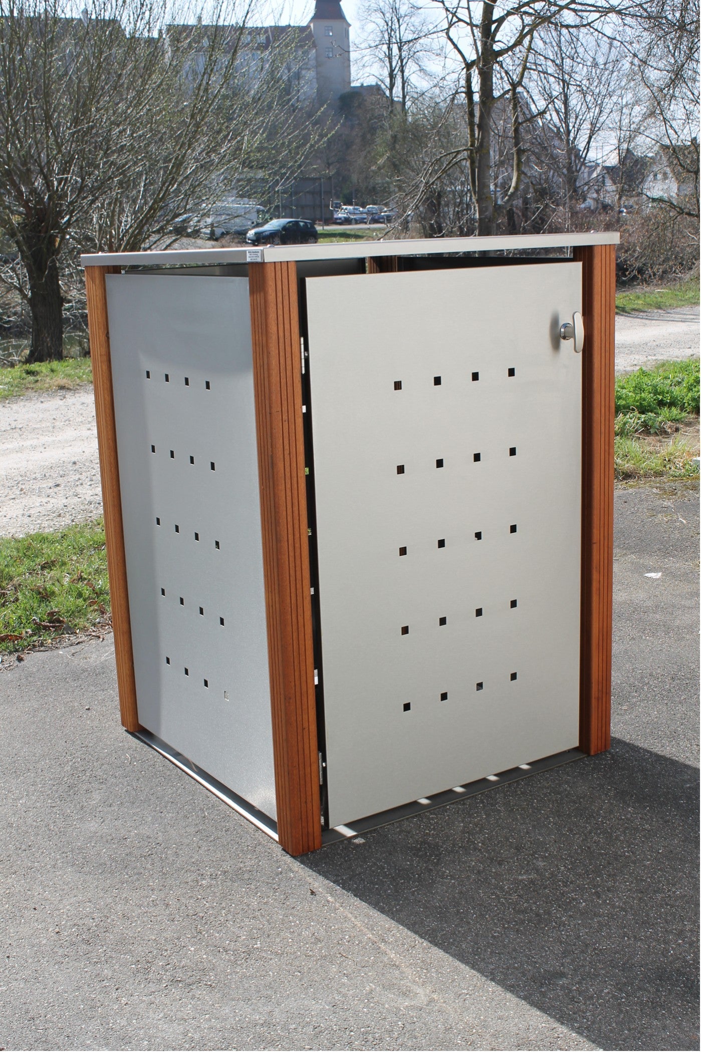 1er Mülltonnenbox Edelstahl 120 Liter - mit Bangkirai Holzpfosten